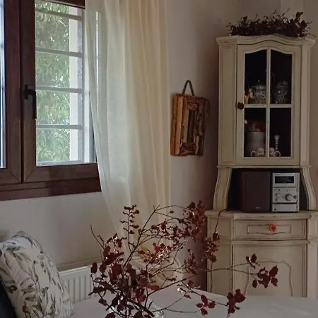 High Aesthetics Maisonette In The Wood By The Sea