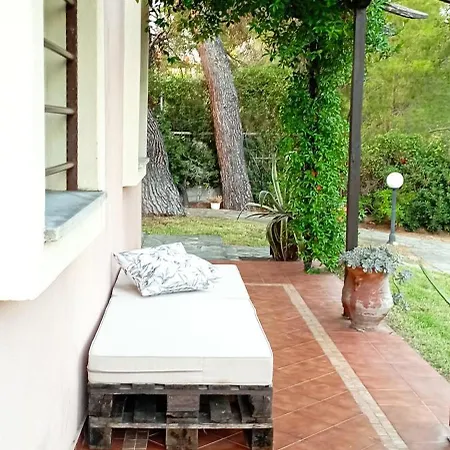 Βίλα High Aesthetics Maisonette In The Wood By The Sea